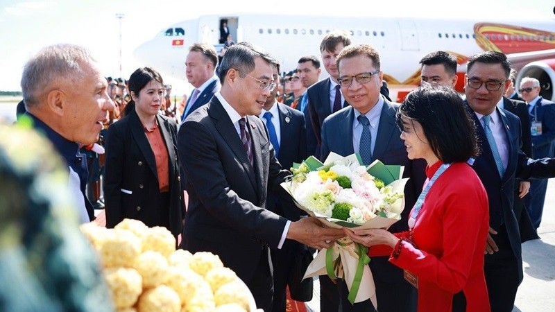 Thủ tướng Lê Minh Hưng đến Kazan, bắt đầu chuyến công tác tại Liên bang Nga