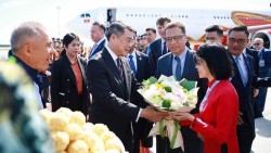 Thủ tướng Lê Minh Hưng đến Kazan, bắt đầu chuyến công tác tại Liên bang Nga