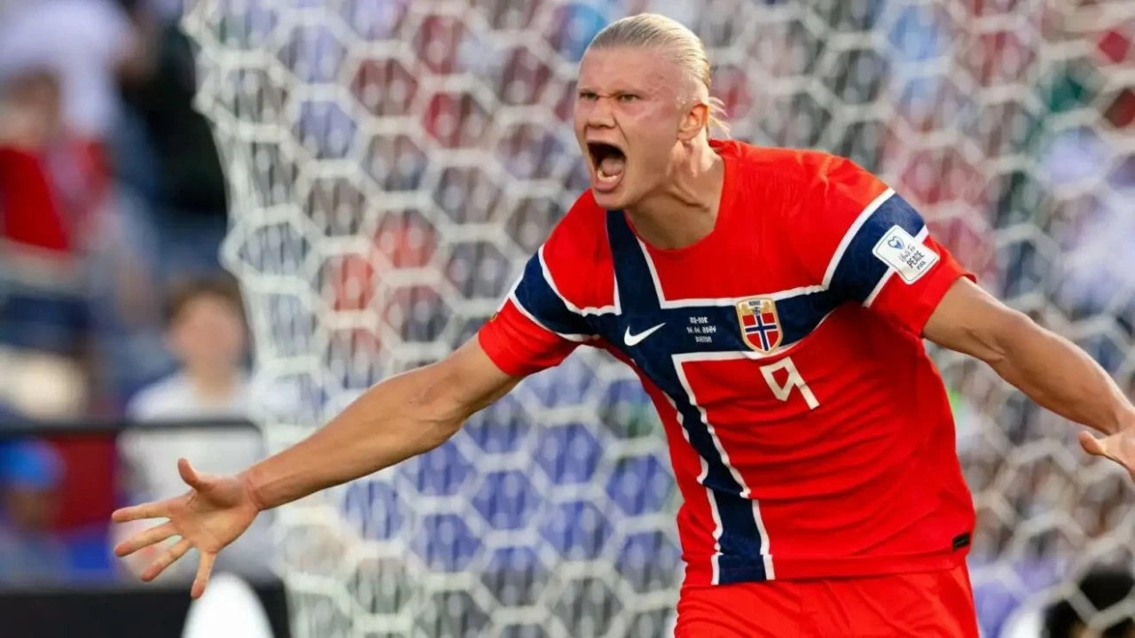 Haaland lập kỷ lục ghi bàn tại World Cup chỉ sau một trận đấu