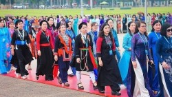 Đại hội Phụ nữ toàn quốc lần thứ XIV hoàn tất nội dung Phiên làm việc thứ nhất, bầu Đoàn Chủ tịch gồm 27 thành viên