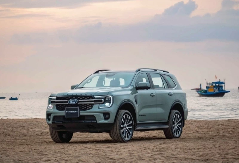 Doanh số 5 mẫu xe SUV hạng D bán chạy nhất tháng 5/2026