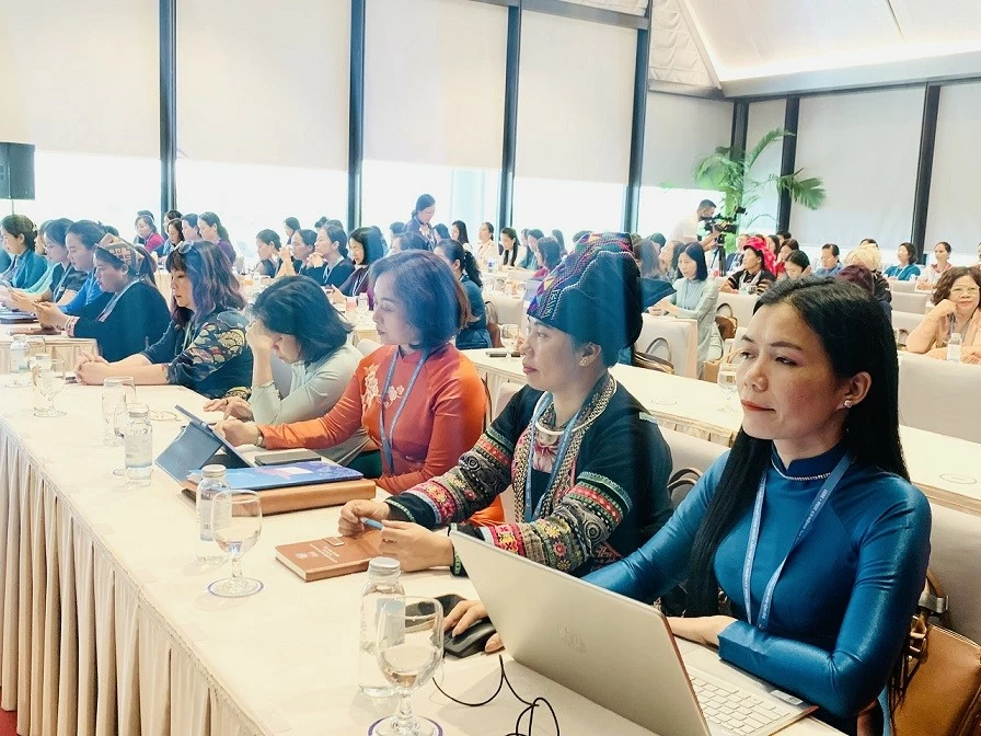 Phụ nữ Việt Nam chủ động kiến tạo tương lai trong kỷ nguyên mới