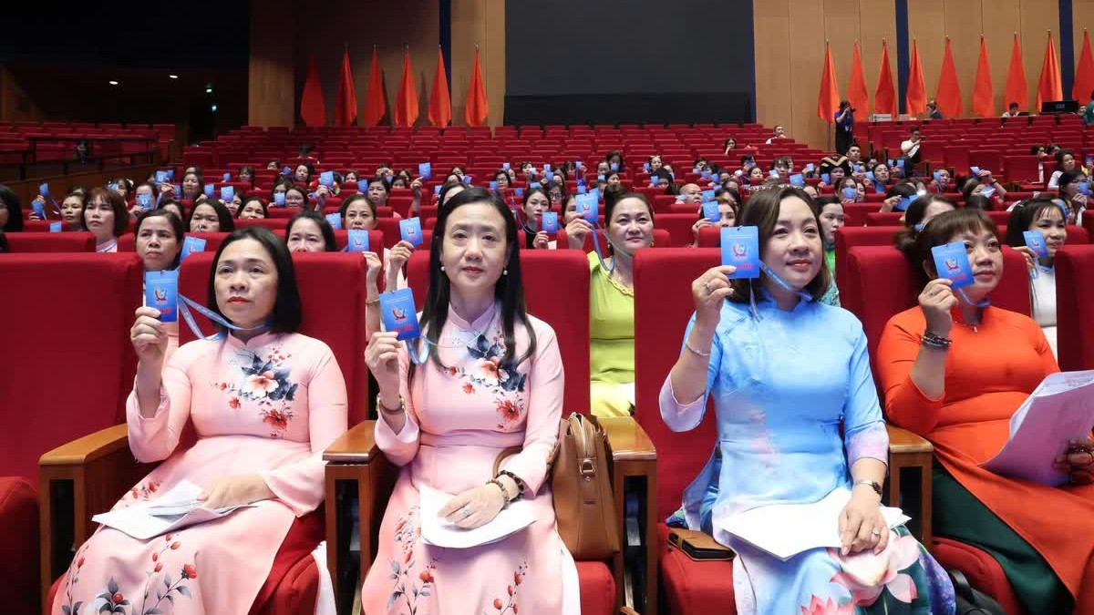 Đại hội đại biểu Phụ nữ toàn quốc lần thứ XIV bầu 111 Ủy viên Ban Chấp hành Trung ương Hội LHPN Việt Nam khóa mới
