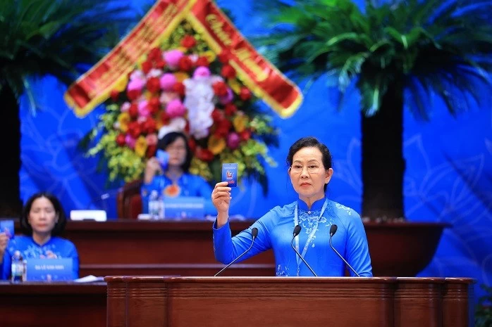 Đại hội đại biểu Phụ nữ toàn quốc lần thứ XIV bầu 111 Ủy viên Ban Chấp hành Trung ương Hội LHPN Việt Nam khóa mới