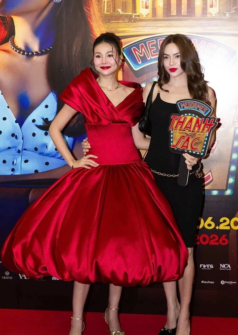 Ngắm dàn sao đổ bộ thảm đỏ