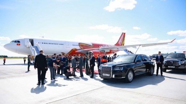 Thủ tướng Lê Minh Hưng lên đường dự Hội nghị cấp cao ASEAN-Nga trên chuyến bay thương mại Vietjet