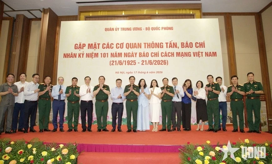 Tiếp tục tuyên truyền sâu rộng hoạt động nổi bật của quân sự, quốc phòng Tiếp tục tuyên truyền sâu rộng hoạt động nổi bật của quân sự, quốc phòng