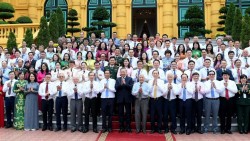 Hơn một thế kỷ song hành cùng dân tộc