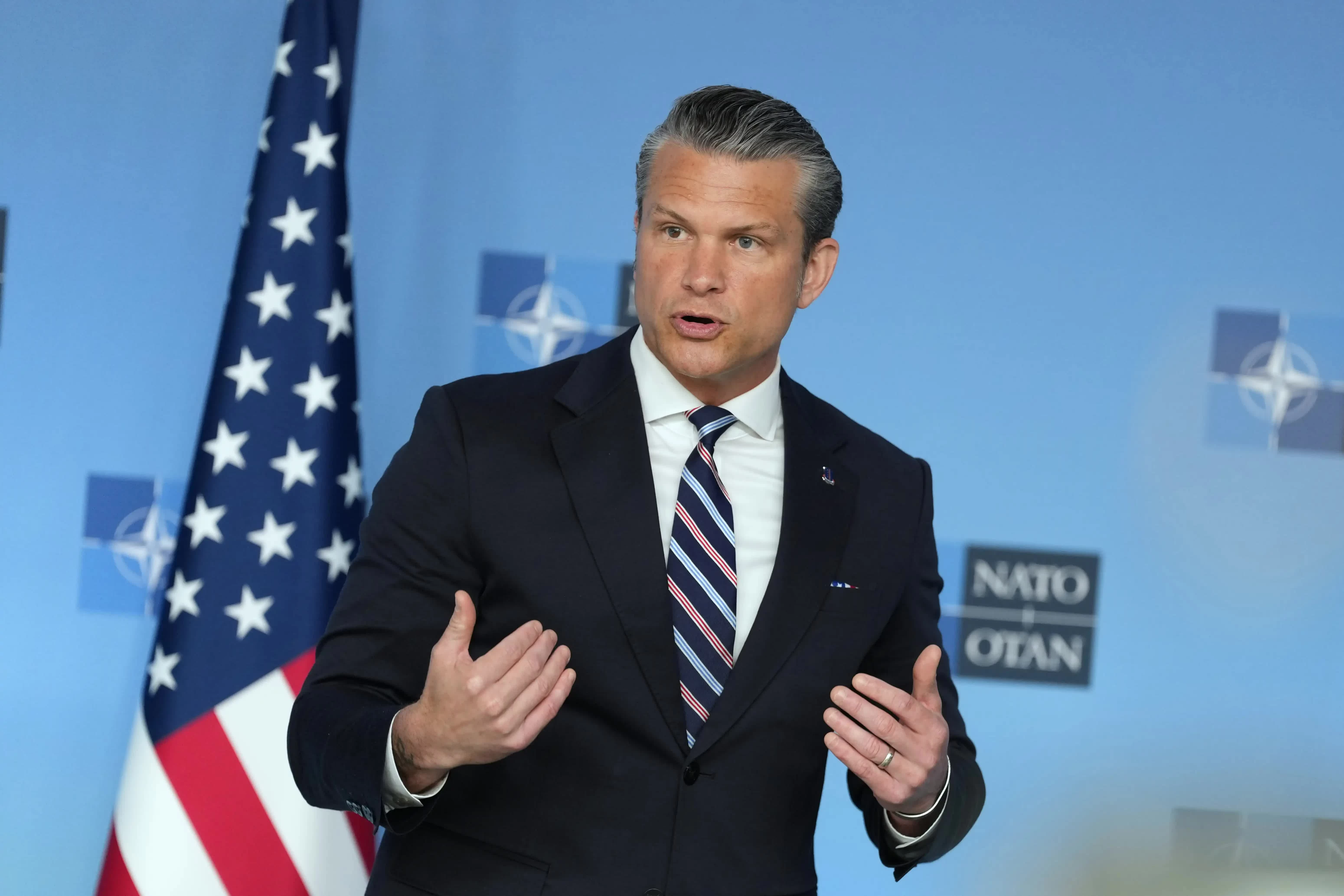 Bộ trưởng Chiến tranh Pete Hegseth phát biểu trước cuộc họp các bộ trưởng quốc phòng NATO tại Brussels, nhấn mạnh châu Âu cần dẫn dắt quá trình xây dựng “NATO 3.0”. (Nguồn: WFTV)