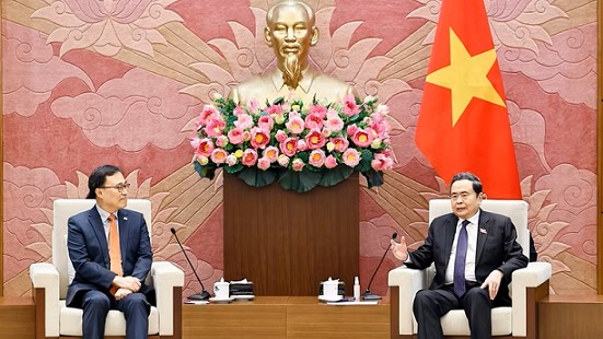 Chủ tịch Quốc hội Trần Thanh Mẫn tiếp Đại sứ Hàn Quốc tại Việt Nam Choi Young Sam