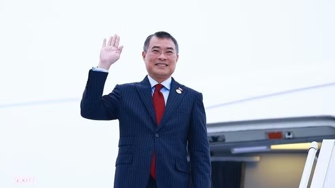 Thủ tướng Lê Minh Hưng về tới Hà Nội, kết thúc tốt đẹp chuyến công tác tại Nga