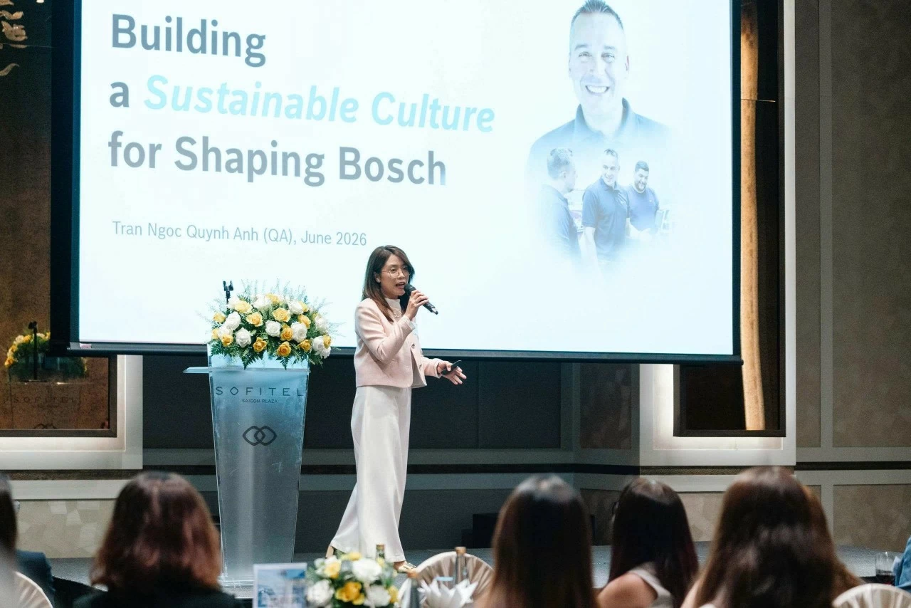 Theo bà Quỳnh Anh, giữ chân nhân tài không bắt đầu từ lúc tuyển dụng mà là quá trình đầu tư dài hạn vào đào tạo, phát triển năng lực và xây dựng đội ngũ quản lý hiệu quả.