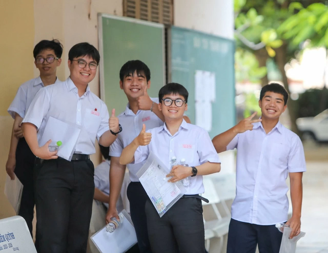 Bộ GD&ĐT công bố đáp án chính thức môn Ngữ văn thi tốt nghiệp THPT 2026