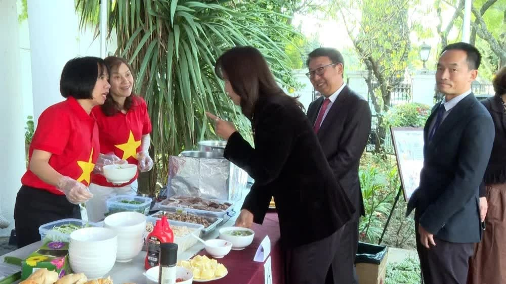 Đại sứ quán Việt Nam ở Nam Phi và bản hòa tấu văn hóa từ tâm hồn người Việt