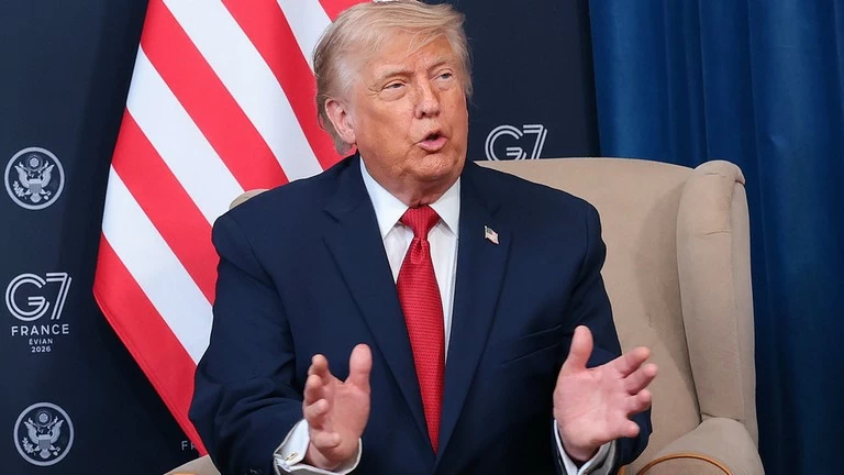 Tổng thống Mỹ Donald Trump tiếp tục gây chú ý khi cho rằng, Nga lẽ ra không nên bị loại khỏi G8, đồng thời nhận định quyết định này có thể đã ảnh hưởng tới cục diện xung đột Nga-Ukraine. (Nguồn: RT)