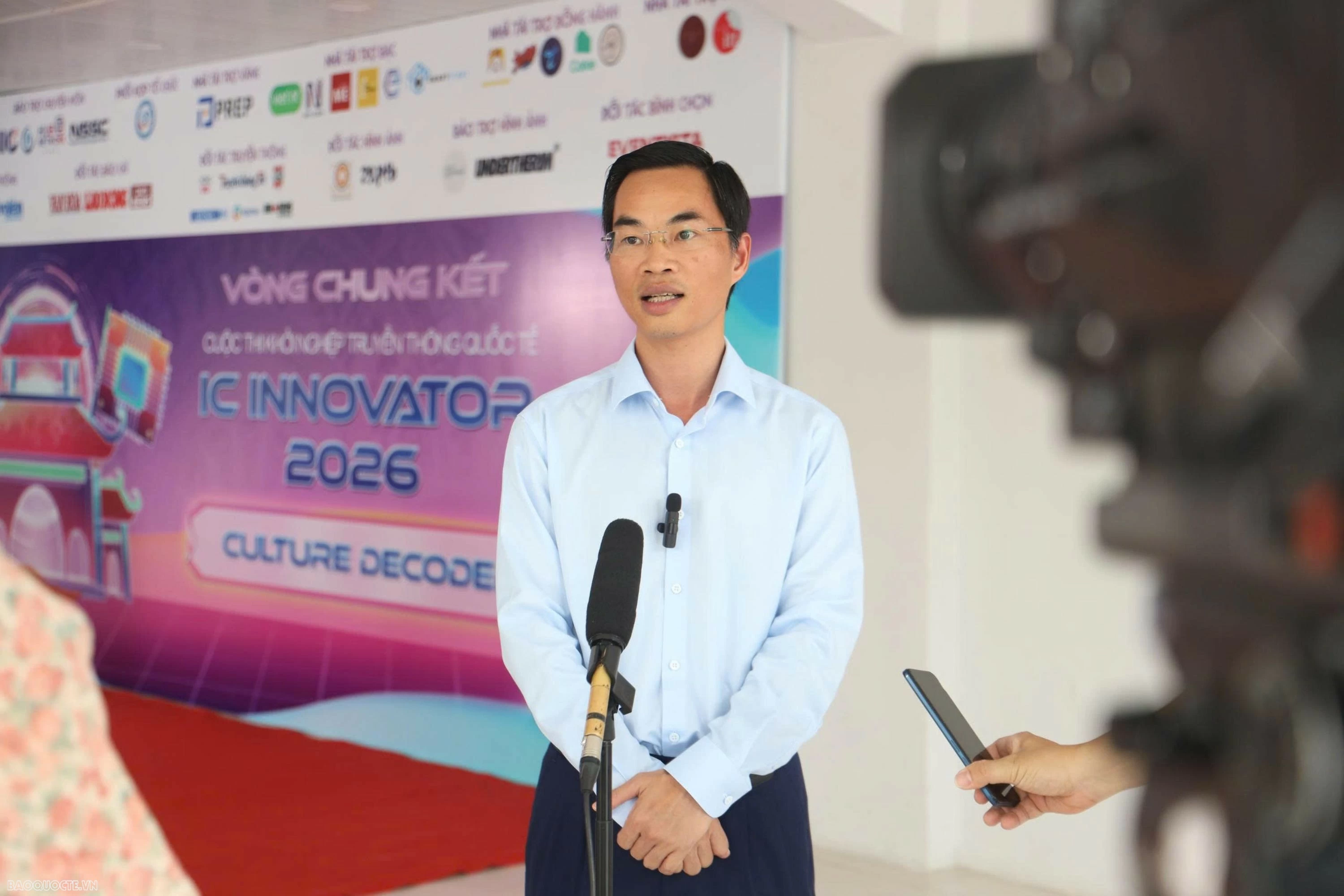 Viết lại 'mã nguồn' văn hoá Việt: Đội thi TenTen trở thành quán quân đầu tiên của IC Innovator 2026 Viết lại 'mã nguồn' văn hoá Việt: Đội thi TenTen trở thành quán quân đầu tiên của IC Innovator 2026