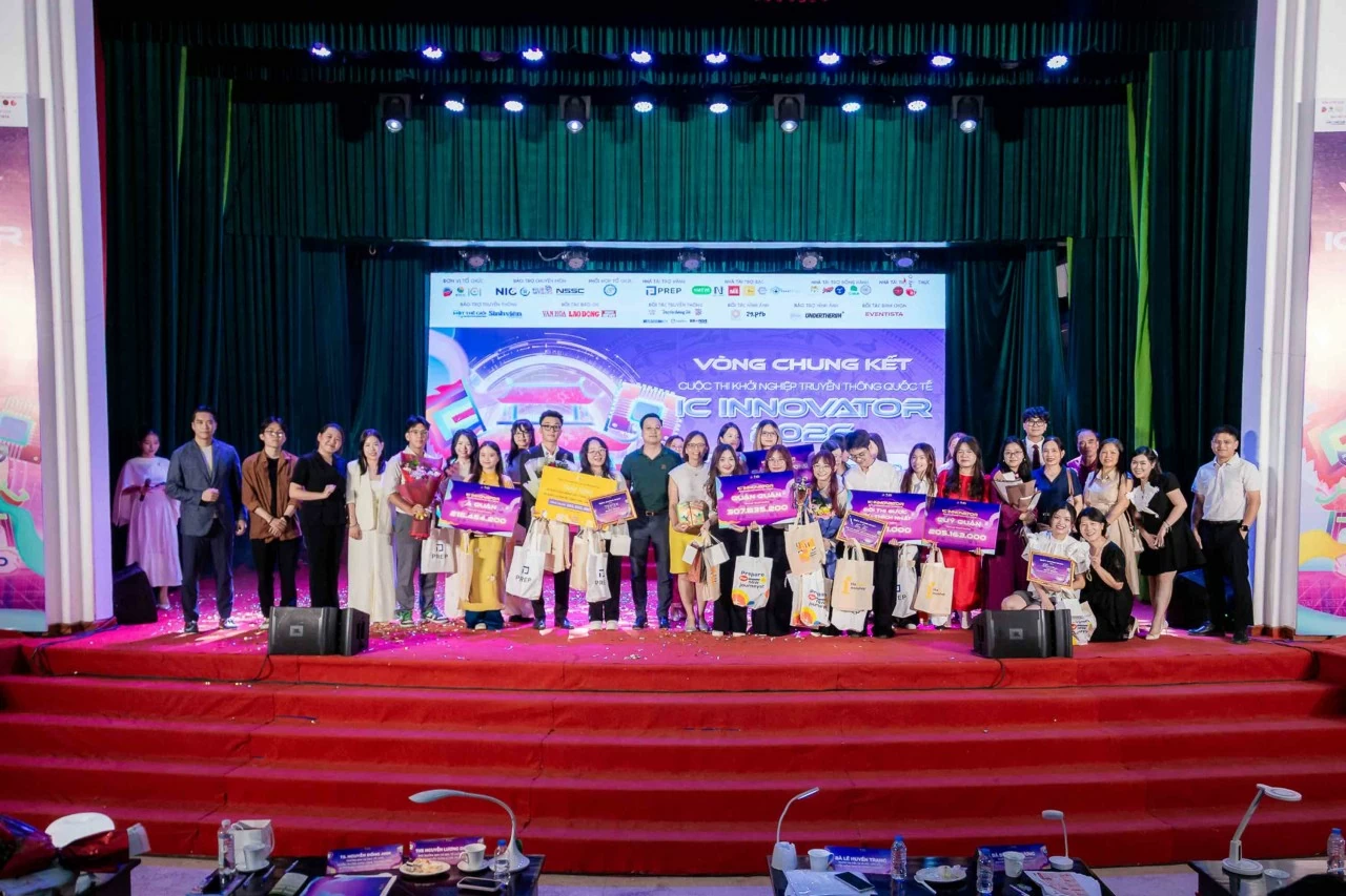 Viết lại 'mã nguồn' văn hoá Việt: Đội thi TenTen trở thành quán quân đầu tiên của IC Innovator 2026 Viết lại 'mã nguồn' văn hoá Việt: Đội thi TenTen trở thành quán quân đầu tiên của IC Innovator 2026