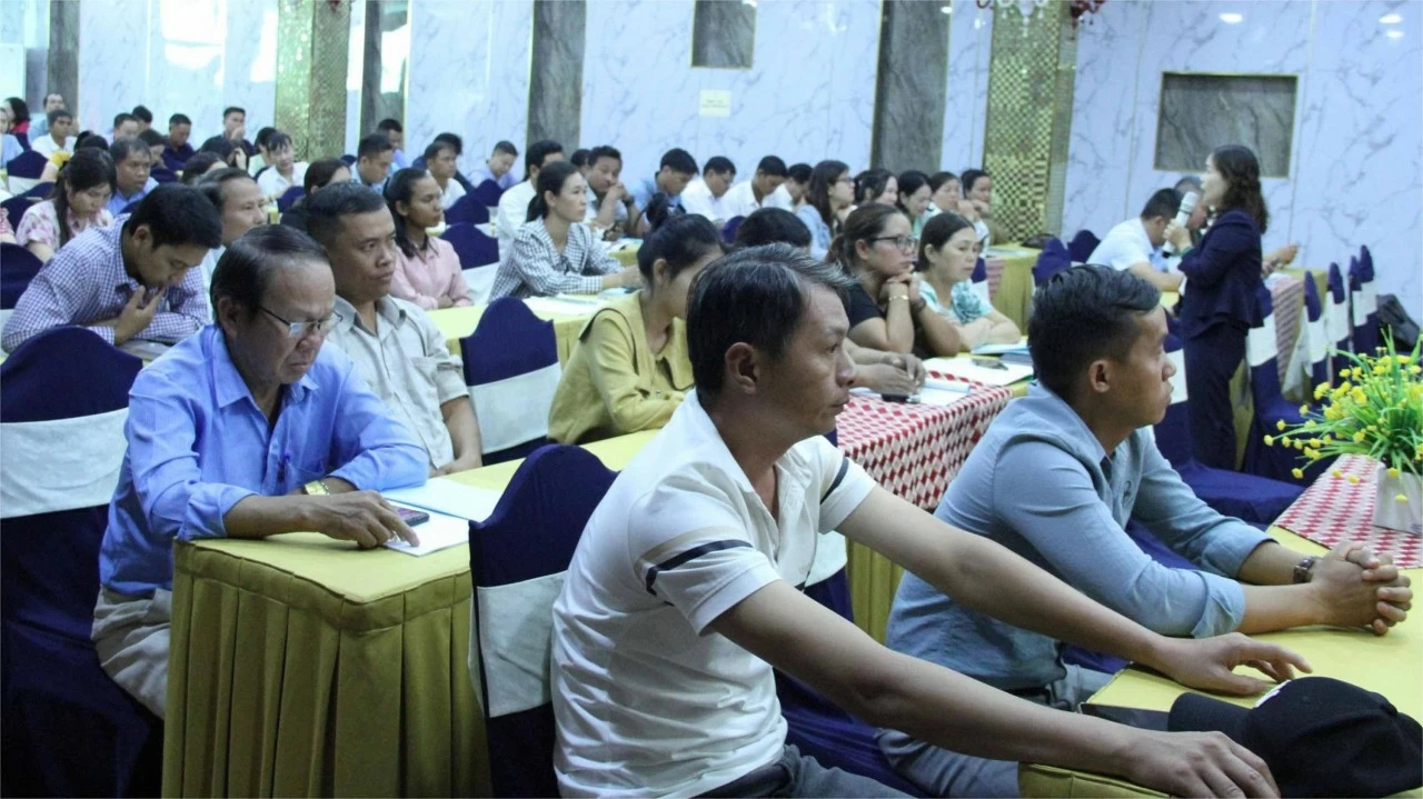 Từ những cuộc hôn nhân tuổi 14 đến buôn làng 'nói không' với tảo hôn