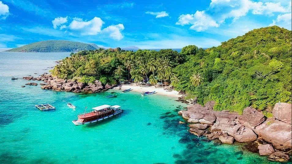 Côn Đảo dẫn đầu danh sách 30 hòn đảo bí ẩn nhất thế giới Tạp chí Mỹ đưa Côn Đảo lên đầu danh sách 30 hòn đảo bí ẩn nhất thế giới