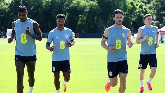 Trước trận Ghana, đội tuyển Anh đón tin vui từ Rashford và Rice