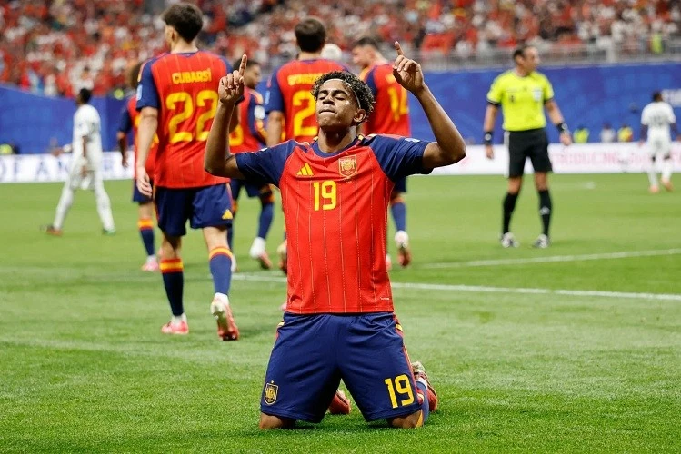 Kết quả bóng đá Bảng G World Cup 2026: Tây Ban Nha 4-0 Saudi Arabia: Oyarzabal rực sáng, La Roja phô diễn sức mạnh ứng viên vô địch Kết quả bóng đá Bảng G World Cup 2026: Tây Ban Nha 4-0 Saudi Arabia: Oyarzabal rực sáng, La Roja phô diễn sức mạnh ứng viên vô địch