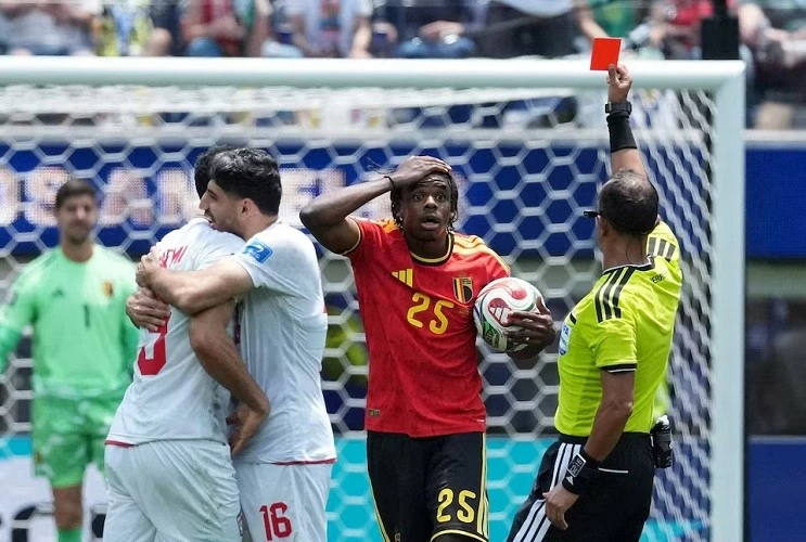 Kết quả bóng đá Bảng G World Cup 2026: Bỉ 0-0 Iran – Thẻ đỏ của Ngoy và ngày xuất thần của Beiranvand khiến Quỷ đỏ tiếp tục gây thất vọng Kết quả bóng đá Bảng G World Cup 2026: Bỉ 0-0 Iran – Thẻ đỏ của Ngoy và ngày xuất thần của Beiranvand khiến Quỷ đỏ tiếp tục gây thất vọng