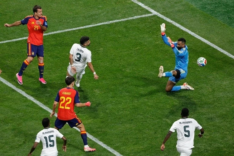 Kết quả bóng đá Bảng G World Cup 2026: Tây Ban Nha 4-0 Saudi Arabia: Oyarzabal rực sáng, La Roja phô diễn sức mạnh ứng viên vô địch Kết quả bóng đá Bảng G World Cup 2026: Tây Ban Nha 4-0 Saudi Arabia: Oyarzabal rực sáng, La Roja phô diễn sức mạnh ứng viên vô địch