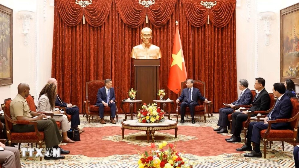 Tổng Bí thư, Chủ tịch nước Tô Lâm tiếp Quyền Bộ trưởng Hải quân Hoa Kỳ Hùng Cao