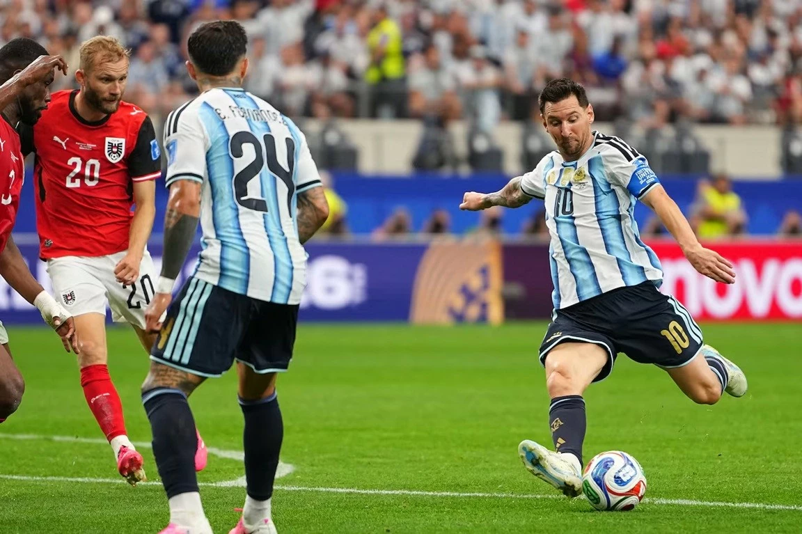 Messi sút hỏng penalty nhiều nhất lịch sử World Cup