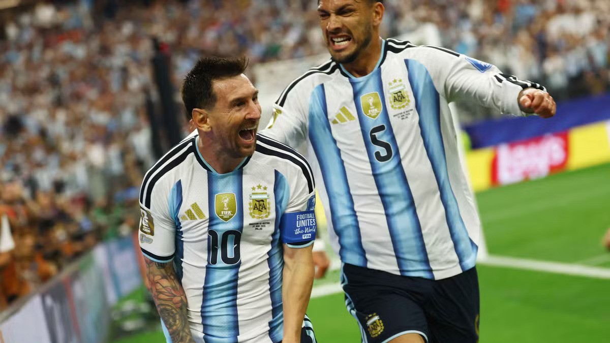 Không ngừng phá kỷ lục, Lionel Messi lập đỉnh 'vô tiền khoáng hậu' tại World Cup, khẳng định vị thế cầu thủ vĩ đại nhất lịch sử