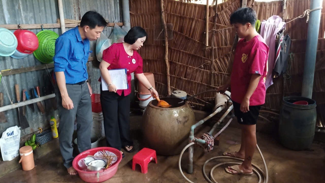Chung tay mang nước sạch đến người dân vùng ven biển, xây dựng cộng đồng khỏe mạnh