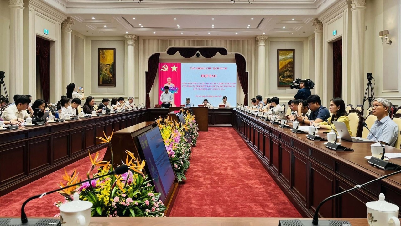 Công bố Lệnh của Chủ tịch nước về 2 Pháp lệnh sẽ có hiệu lực từ 1/7/2026