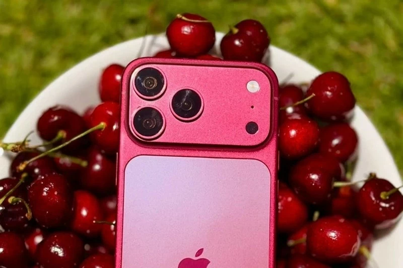 Màu Dark Cherry dự kiến sẽ là lựa chọn được ưu tiên của nhiều người khi mua iPhone 18 Pro. Màu Dark Cherry dự kiến sẽ là lựa chọn được ưu tiên của nhiều người khi mua iPhone 18 Pro.