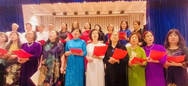 Trung tâm Khoa học và Văn hóa Nga tổ chức Lễ tưởng niệm nhân kỷ niệm 85 năm Chiến tranh Vệ quốc Vĩ đại Trung tâm Khoa học và Văn hóa Nga tổ chức Lễ tưởng niệm nhân kỷ niệm 85 năm Chiến tranh Vệ quốc Vĩ đại
