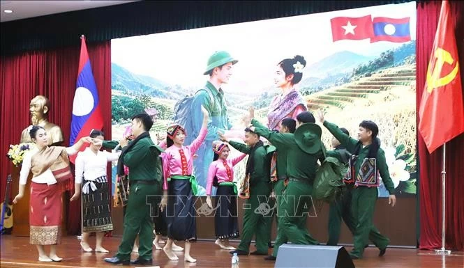 Sôi nổi Cuộc thi “Sứ giả tiếng Việt tương lai” lần thứ hai tại Lào Sôi nổi Cuộc thi Sứ giả tiếng Việt tương lai lần thứ hai tại Lào