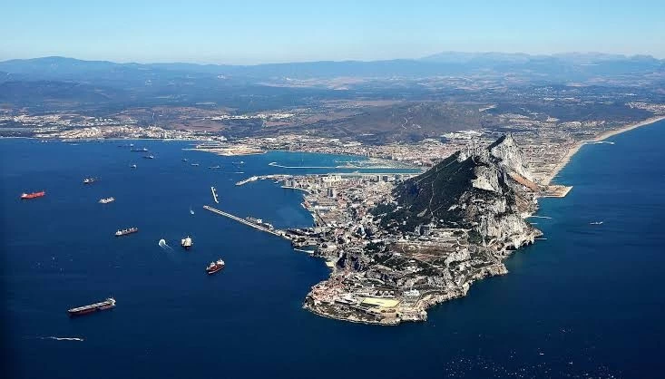 Tuyển Anh gây thất vọng, cuộc đua bảng L vẫn bỏ ngỏ
