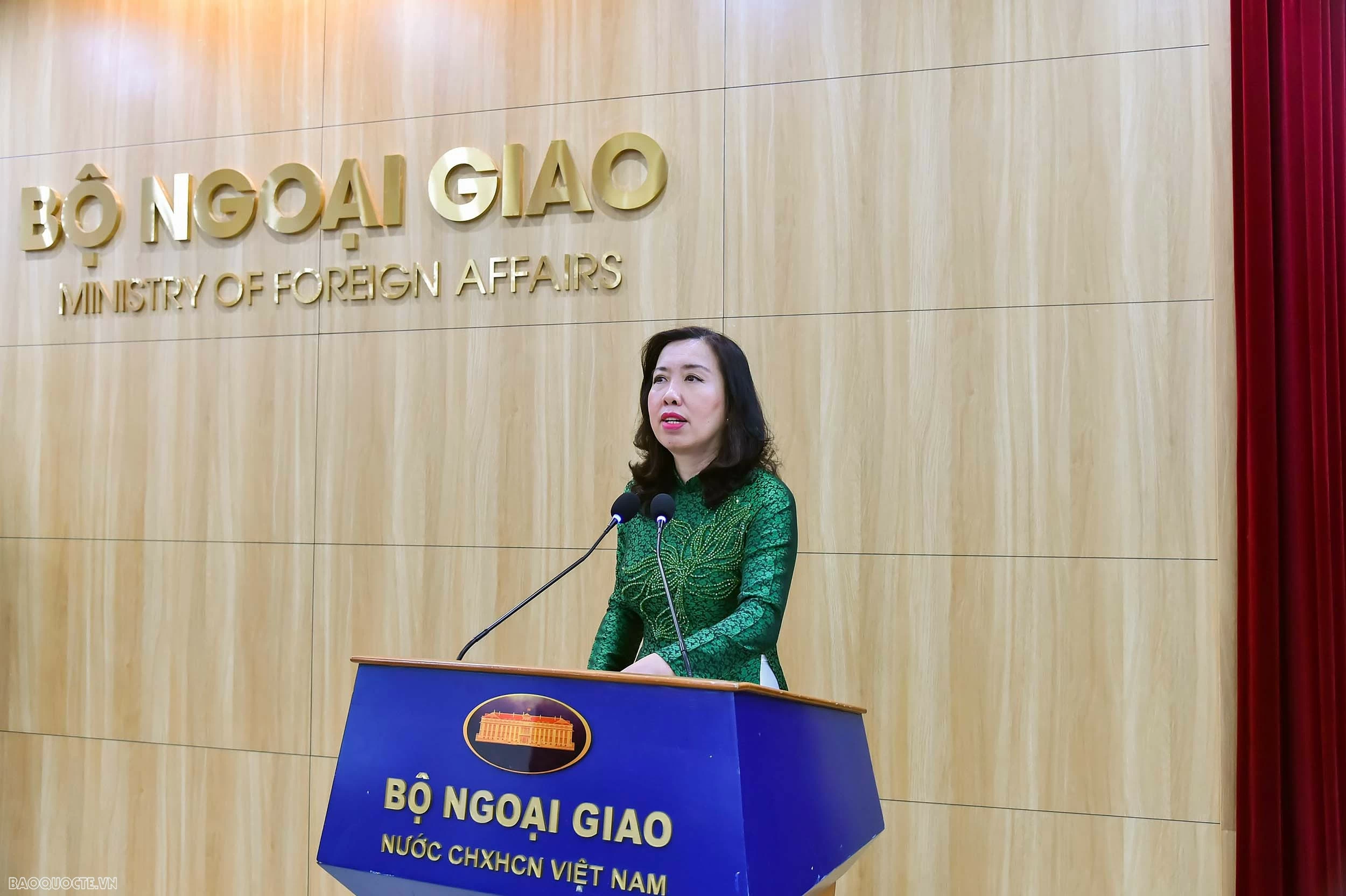 Lan tỏa trách nhiệm bảo vệ nền tảng tư tưởng của Đảng trong toàn ngành Ngoại giao Lan tỏa trách nhiệm bảo vệ nền tảng tư tưởng của Đảng trong toàn ngành Ngoại giao