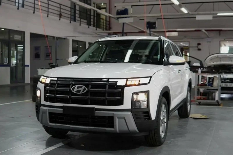 Hyundai Creta bản tiêu chuẩn là lựa chọn phù hợp cho những khách hàng muốn sở hữu một mẫu xe gầm cao đa dụng.