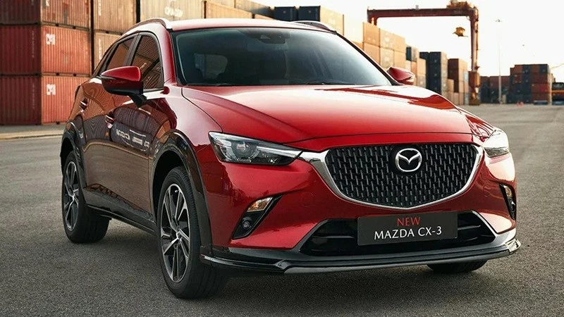 Mazda CX-3 AT bản tiêu chuẩn đáp ứng tốt nhu cầu di chuyển hàng ngày cũng như những chuyến du lịch ngắn ngày trong dịp hè.
