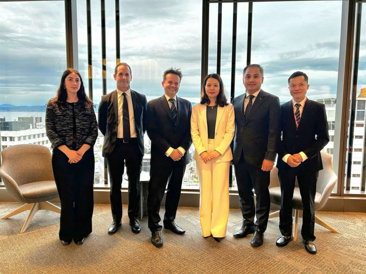 Thứ trưởng Ngoại giao Nguyễn Minh Hằng làm việc tại New Zealand Thứ trưởng Ngoại giao Nguyễn Minh Hằng làm việc tại New Zealand