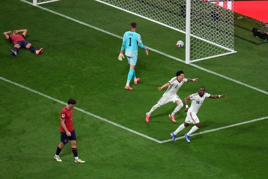 Kết quả bóng đá Bảng A World Cup 2026: Mexico 3-0 CH Czech – El Tri toàn thắng vòng bảng, Ochoa lập kỷ lục sánh ngang với Ronaldo và Messi