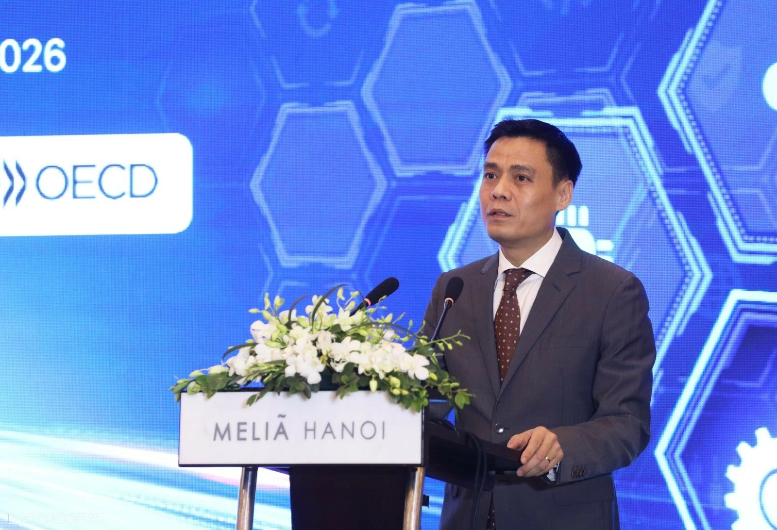Thứ trưởng Bộ Ngoại giao Đặng Hoàng Giang phát biểu khai mạc. (Ảnh: Thành Long)