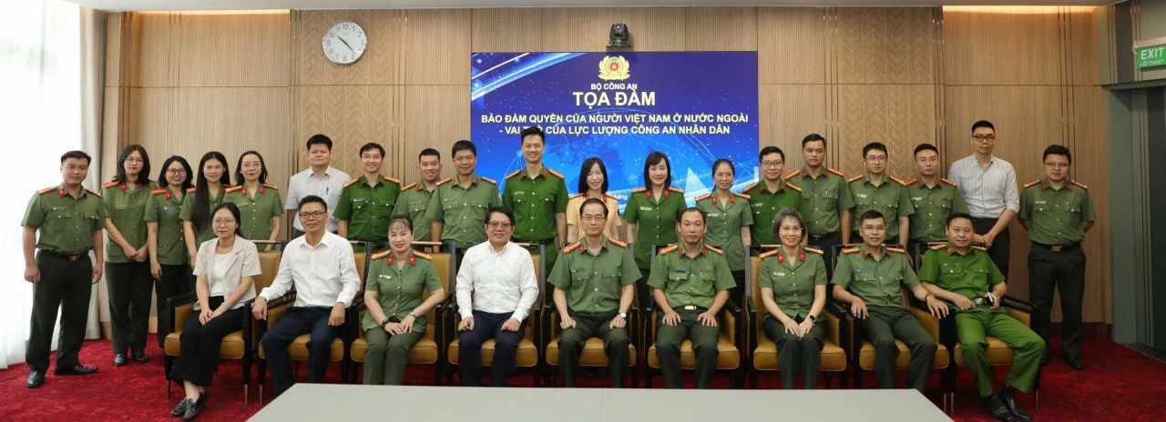 Bảo đảm quyền của công dân Việt Nam ở nước ngoài - Vai trò của lực lượng Công an nhân dân