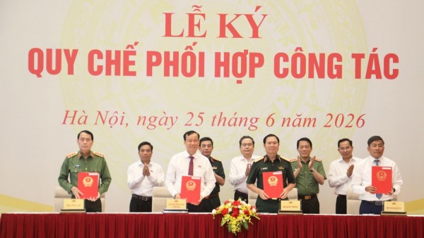 Lễ ký các Quy chế phối hợp công tác giữa Ủy ban Quốc phòng, An ninh và Đối ngoại với Bộ Quốc phòng, Bộ Công an và Bộ Ngoại giao