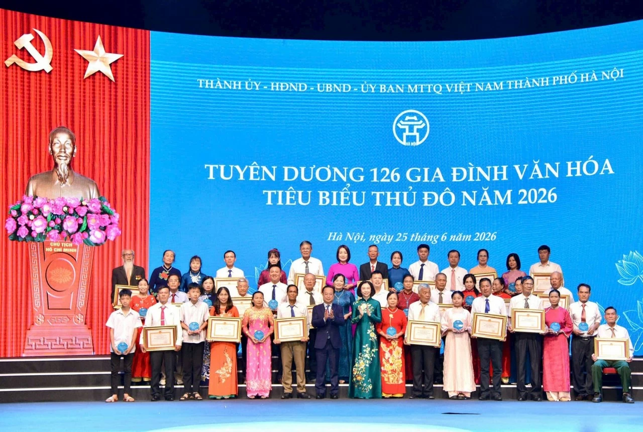 Gia đình tạo nên sức mạnh nội sinh to lớn cho sự phát triển bền vững của Thủ đô