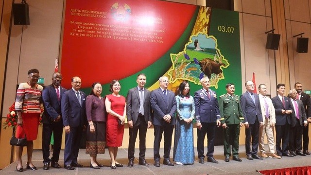 Đại sứ quán Belarus kỷ niệm 35 năm Quốc khánh tại Hà Nội