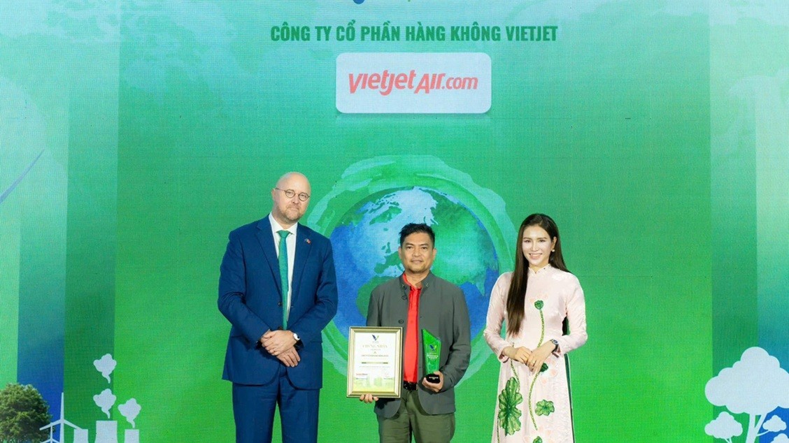 Vietjet liên tiếp hai năm được vinh danh trong Top Doanh nghiệp ESG Việt Nam Xanh