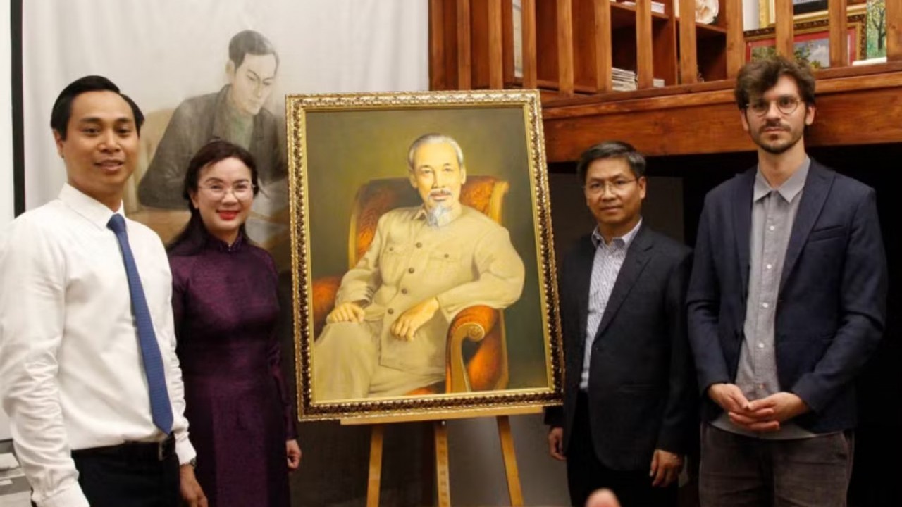 Tôn vinh di sản của Chủ tịch Hồ Chí Minh tại Pháp