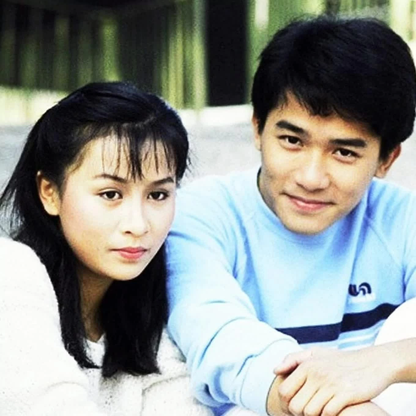 Lưu Gia Linh và Lương Triều Vỹ đều là những nghệ sĩ nổi tiếng của thời kỳ đỉnh cao của điện ảnh Hong Kong (Ảnh: HK01).