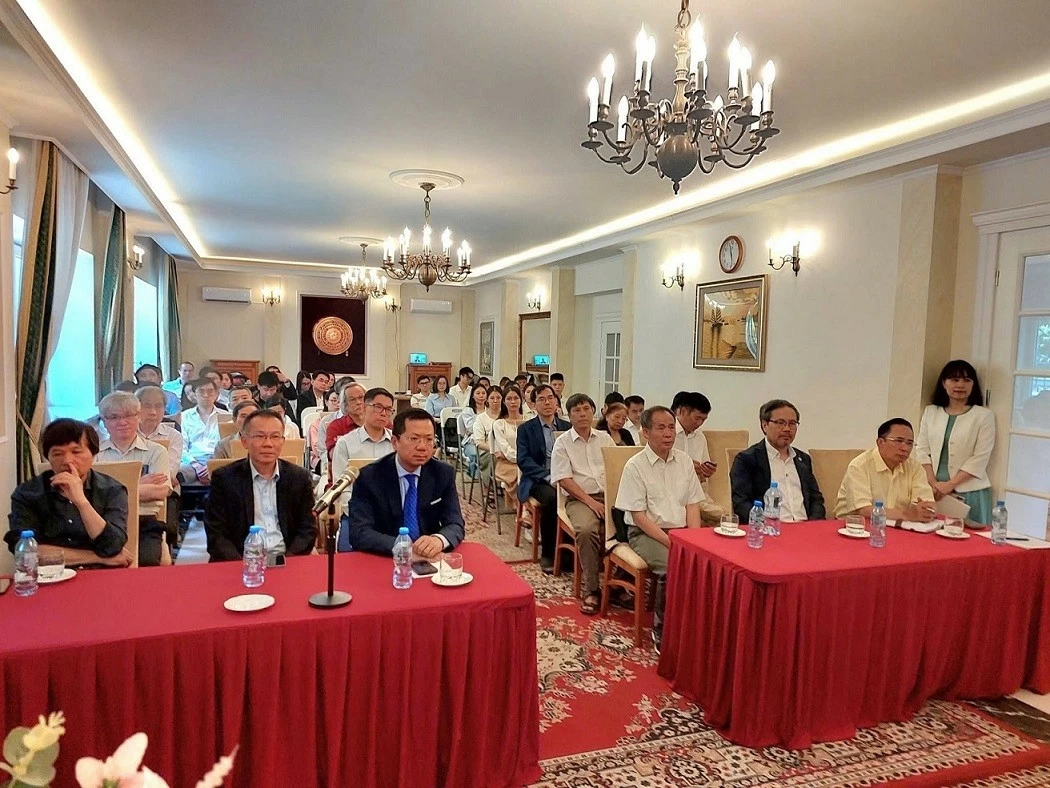 Hội thảo Trí thức Việt tại Ba Lan với công cuộc phát triển khoa học công nghệ Việt Nam Hội thảo Trí thức Việt tại Ba Lan với công cuộc phát triển khoa học công nghệ Việt Nam
